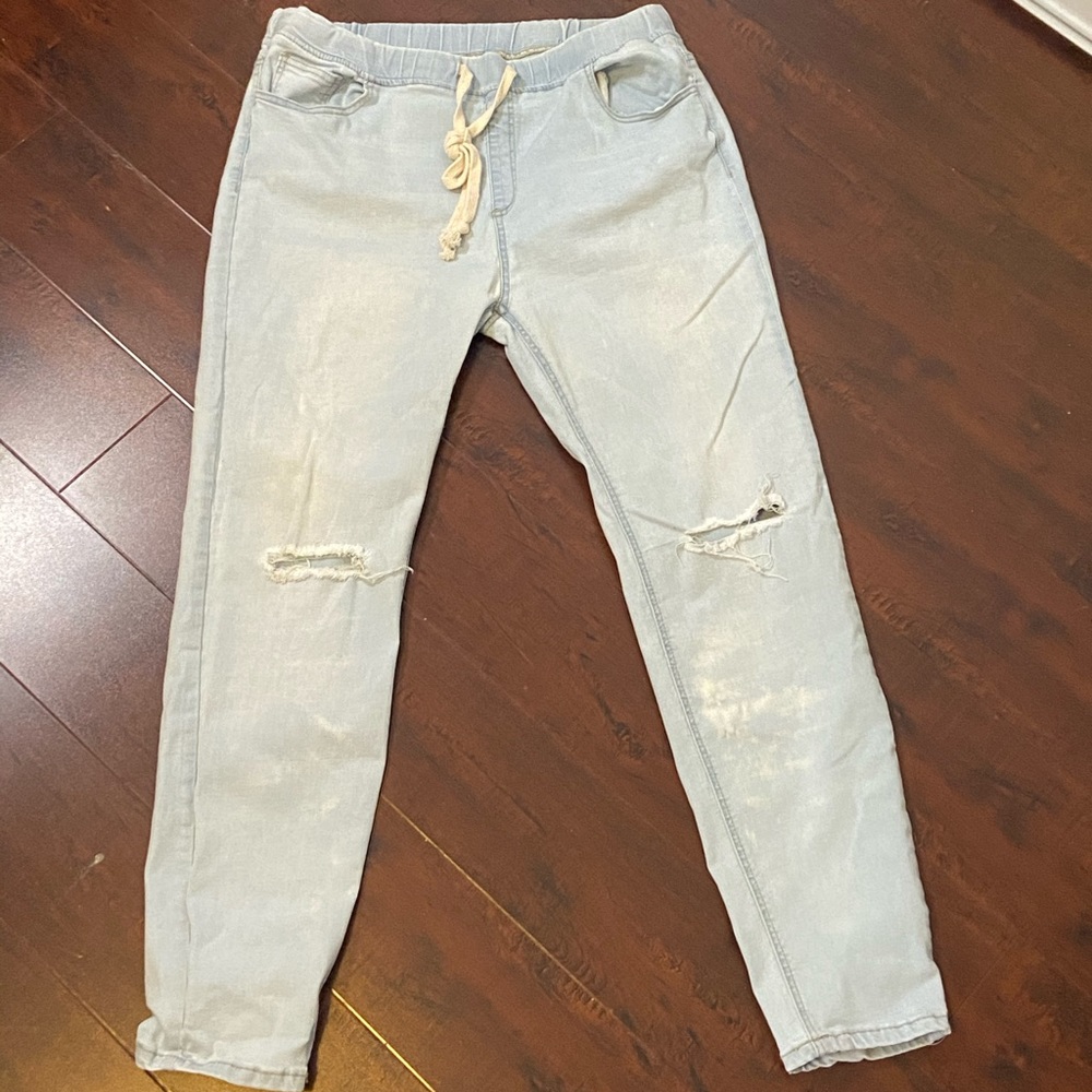 Distressed Jeans